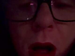 I feel so sexy smoking in lipstick